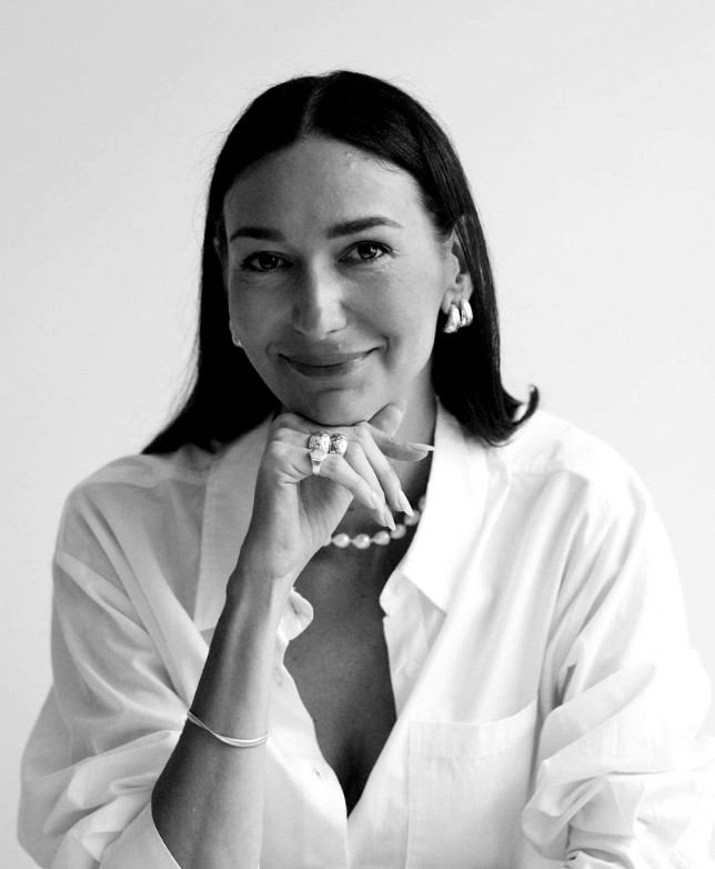 Portrait of Dra. Marina Duarte
